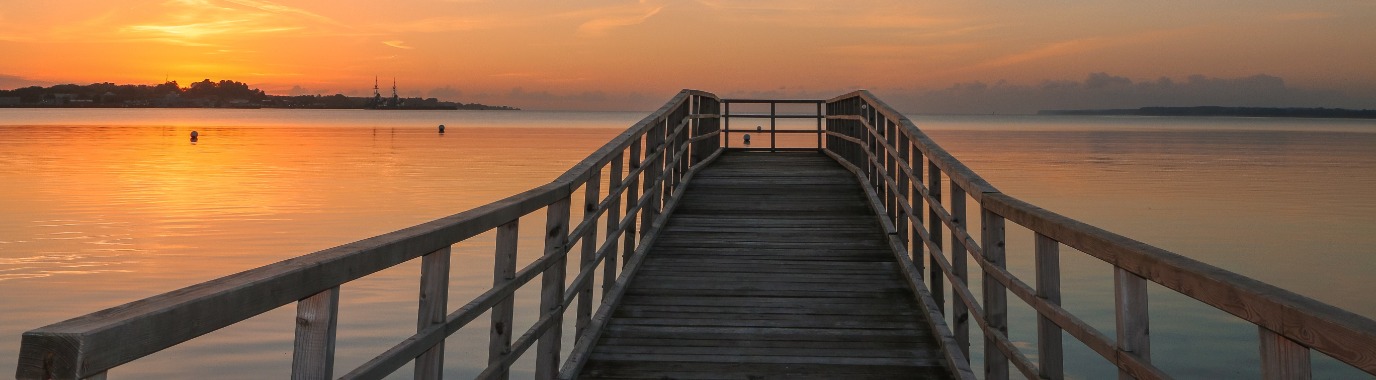 A bridge in the sundowner